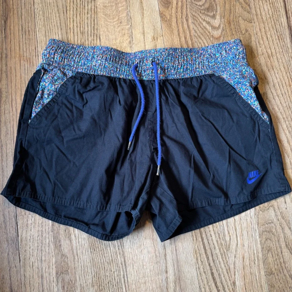 Nike Sportswear Womens Black Cotton Shorts Confetti Print Waistband Size S